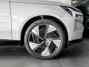 Volvo EX90 Ultra Twin Performance - Image 9