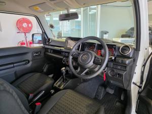 Suzuki Jimny 1.5 GLX AllGrip 3-door auto - Image 8