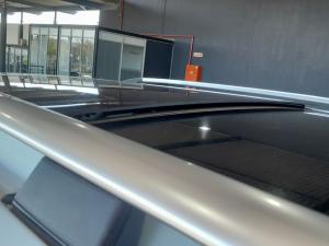 Mercedes-Benz V-Class V250d Avantgarde AMG Line - Image 11
