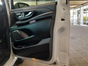 Mercedes-Benz V-Class V250d Avantgarde AMG Line - Image 8