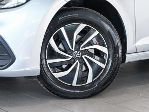 Volkswagen Polo hatch 1.0TSI - Image 2