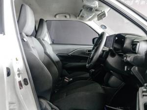 Suzuki Swift 1.2 GLX auto - Image 22