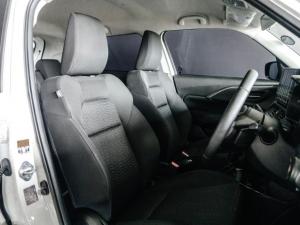 Suzuki Swift 1.2 GLX auto - Image 27