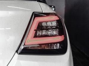 Suzuki Swift 1.2 GLX auto - Image 8