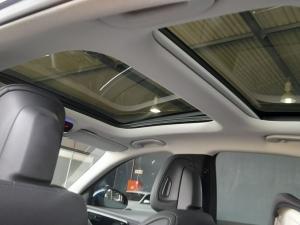 Mercedes-Benz C-Class C200 Avantgarde - Image 12