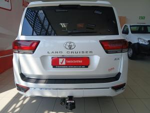 Toyota Land Cruiser 300 3.3D ZX - Image 5