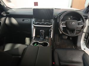 Toyota Land Cruiser 300 3.3D ZX - Image 6