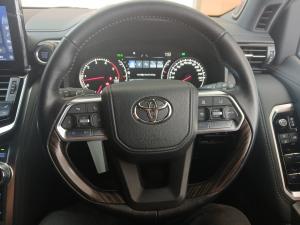 Toyota Land Cruiser 300 3.3D ZX - Image 8