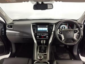 Mitsubishi Pajero Sport 2.4DI-D 4x4 - Image 13