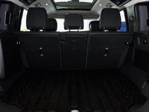 Land Rover Defender 110 D300 X-Dynamic HSE - Image 11