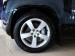 Land Rover Defender 110 D300 X-Dynamic HSE - Thumbnail 12