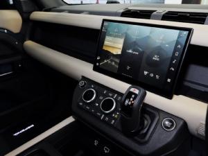 Land Rover Defender 110 D300 X-Dynamic HSE - Image 23
