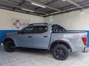 Nissan Navara 2.5DDTi double cab SE manual - Image 2