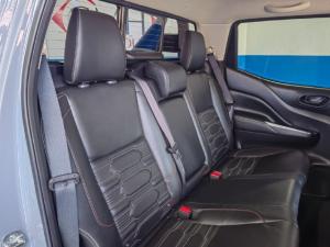 Nissan Navara 2.5DDTi double cab SE manual - Image 6