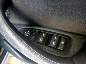 BMW X1 sDrive18d xLine - Image 15