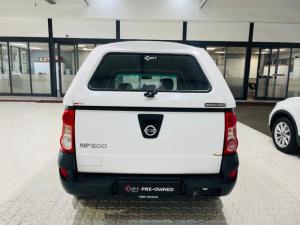 Nissan NP200 1.6i safety pack (aircon) - Image 3