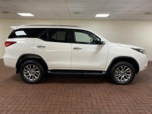 Toyota Fortuner 2.8GD-6 4x4 - Image 4
