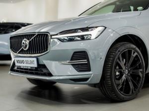 Volvo XC60 B5 AWD Essential - Image 12