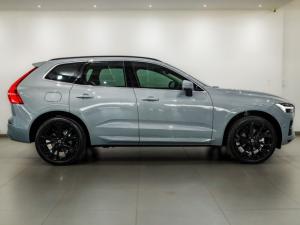 Volvo XC60 B5 AWD Essential - Image 2