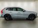 Volvo XC60 B5 AWD Essential - Thumbnail 2
