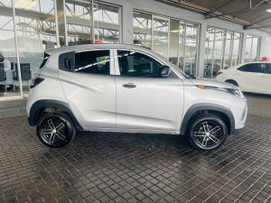 Mahindra KUV100 Nxt 1.2 G80 K2+ - Image 8