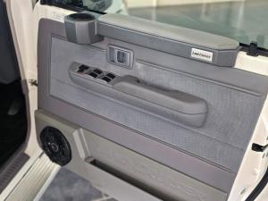 Toyota Land Cruiser 79 4.5D-4D V8 double cab LX - Image 24