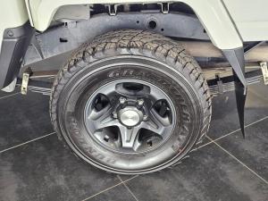 Toyota Land Cruiser 79 4.5D-4D V8 double cab LX - Image 26