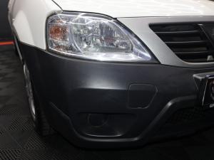 Nissan NP200 1.6i - Image 6