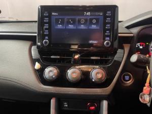 Toyota Corolla Cross 1.8 Xi - Image 13
