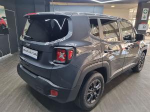 Jeep Renegade 1.4T Longitude - Image 10