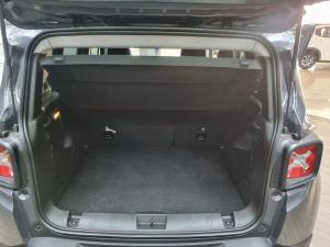 Jeep Renegade 1.4T Longitude - Image 13