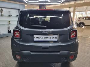 Jeep Renegade 1.4T Longitude - Image 8