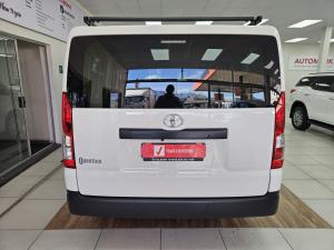 Toyota Quantum 2.8 LWB crew cab - Image 5