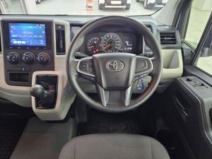 Toyota Quantum 2.8 LWB crew cab - Image 7