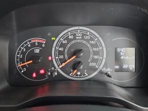 Toyota Quantum 2.8 LWB crew cab - Image 9