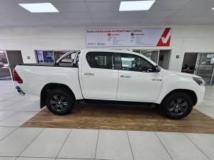 Toyota Hilux 2.8GD-6 double cab Raider auto - Image 3