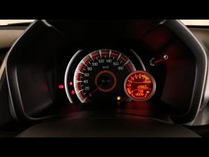 Toyota Vitz 1.0 XR manual - Image 9