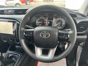Toyota Hilux 2.4GD-6 Xtra cab Raider manual - Image 8