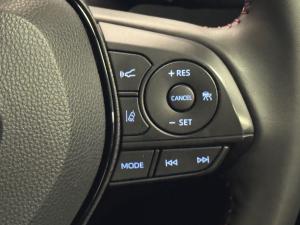 Toyota Corolla Cross 1.8 Hybrid GR-Sport - Image 10