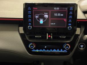 Toyota Corolla Cross 1.8 Hybrid GR-Sport - Image 13