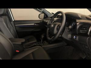 Toyota Hilux 2.8GD-6 48V double cab Legend - Image 10