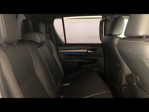 Toyota Hilux 2.8GD-6 48V double cab Legend - Image 12
