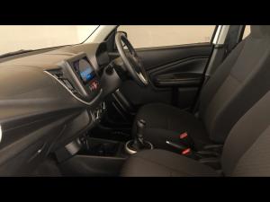 Toyota Vitz 1.0 XR manual - Image 7