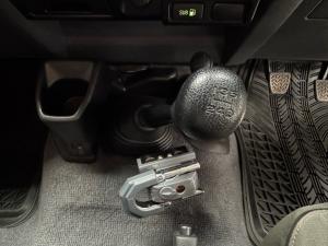Toyota Land Cruiser 79 4.5D-4D LX V8 single cab - Image 9