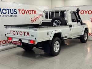 Toyota Land Cruiser 79 4.5D-4D LX V8 single cab - Image 2