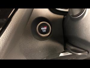 Toyota Corolla Cross 1.8 Hybrid GR-Sport - Image 16