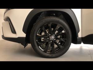 Toyota Corolla Cross 1.8 Hybrid GR-Sport - Image 18
