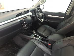 Toyota Hilux 2.8GD-6 double cab 4x4 Raider auto - Image 7