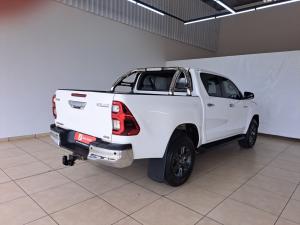 Toyota Hilux 2.8GD-6 double cab 4x4 Raider auto - Image 2