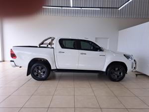 Toyota Hilux 2.8GD-6 double cab 4x4 Raider auto - Image 3